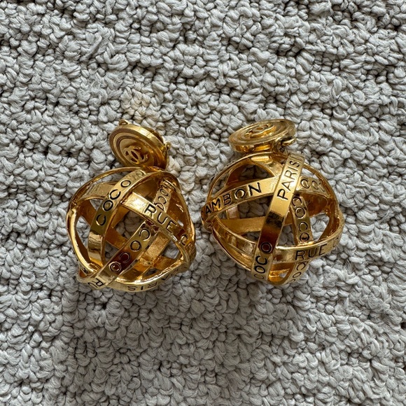 Vintage Authentic Chanel Earrings - Picture 1 of 9